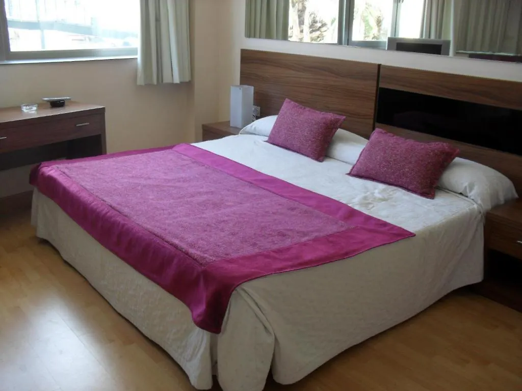 Hotel El Cruce Moraleda Moraleda De Zafayona 2*,